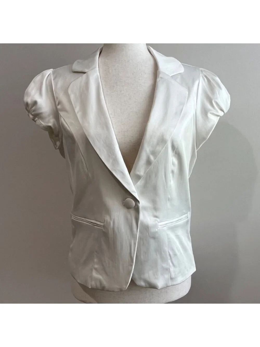 Wet Seal Short Sleeve Blazer Womens L Ivory Satin Single Button Cinched Y2K